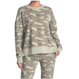 Alternative Light Moss Shaded Camo Raw Hem Sweatshirt |X-Small